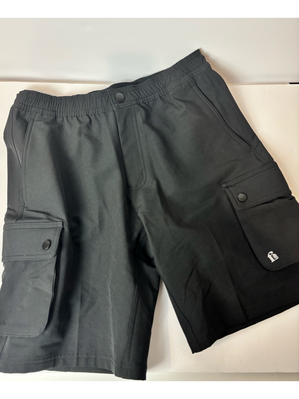 Bonobos Black Cargo Shorts with Snap Pockets